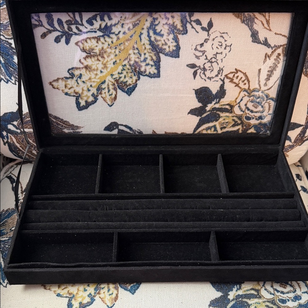 Sophisticated Black Velvet Jewelry Organizer